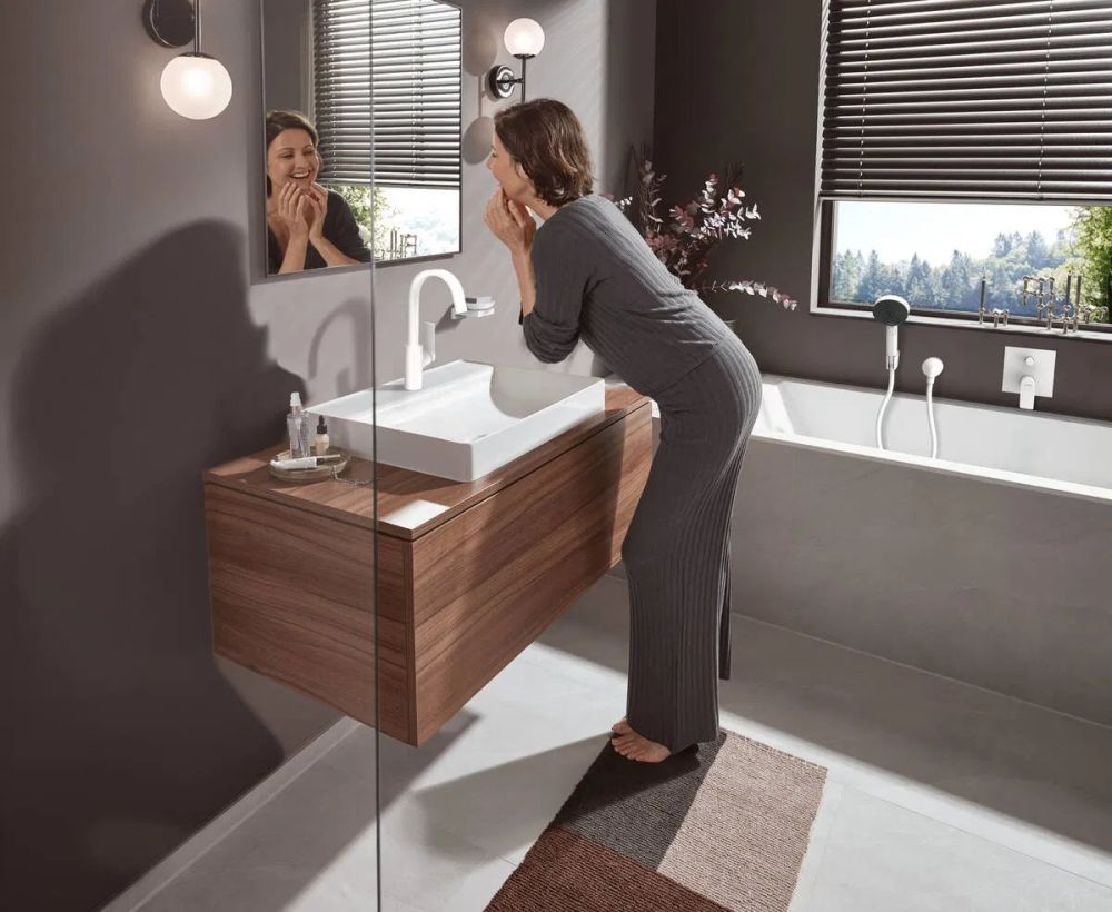 Змішувач для раковини Hansgrohe Vivenis чорний матовий хром 75030340