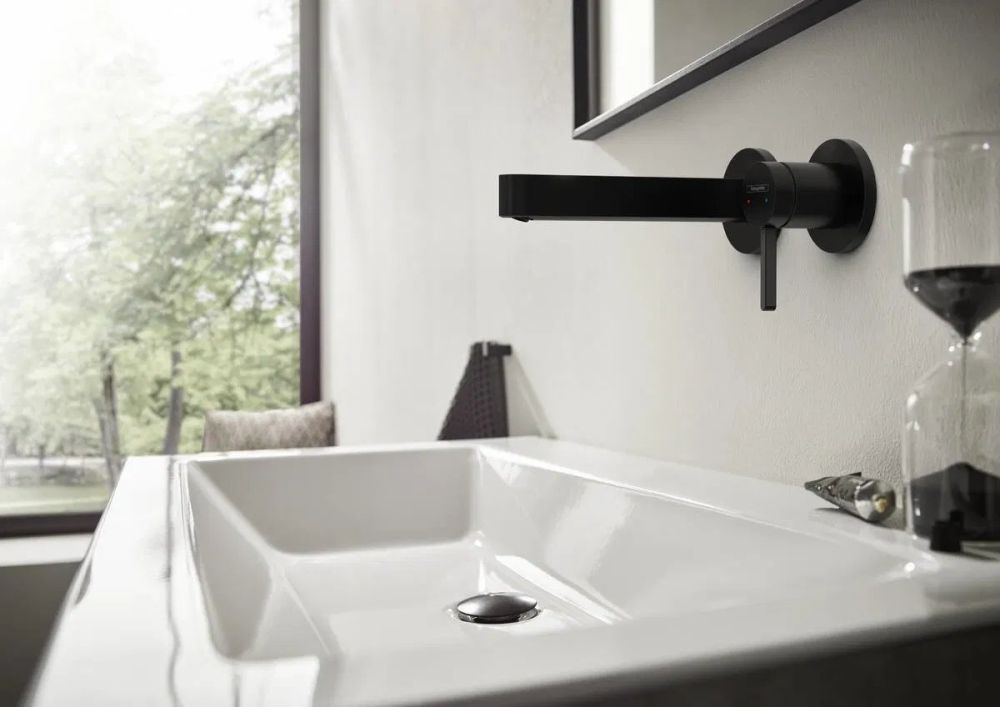Змішувач для раковини Hansgrohe Finoris чорний матовий 76051670