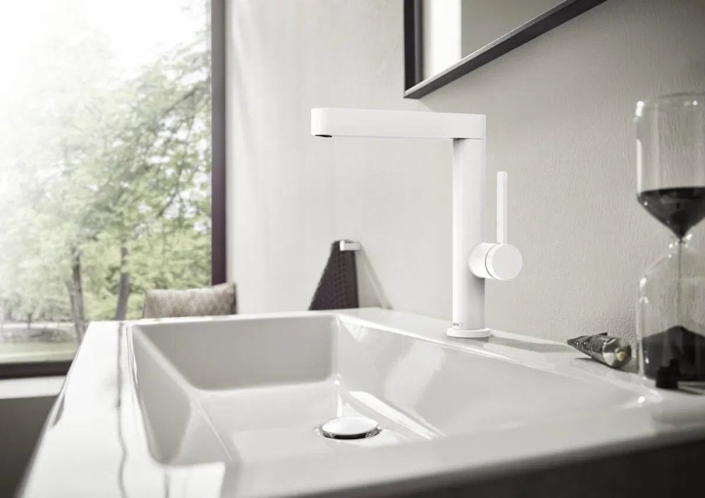 Змішувач для раковини Hansgrohe Finoris білий матовий 76060700 з висувною лійкою