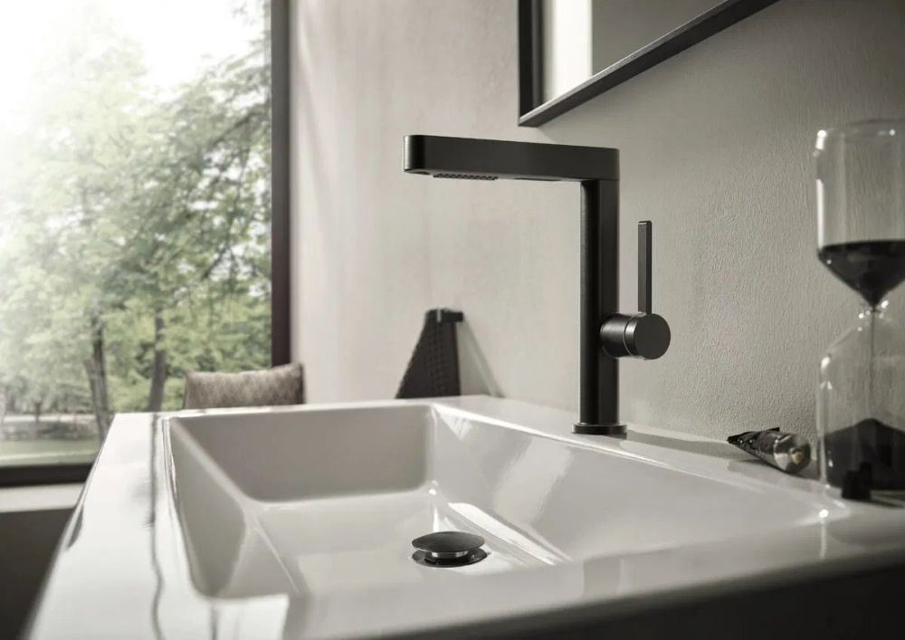Змішувач для раковини Hansgrohe Finoris чорний матовий хром 76063340 з висувною лійкою