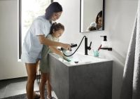 Змішувач для раковини Hansgrohe Finoris чорний матовий 76063670 з висувною лійкою