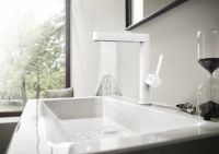 Змішувач для раковини Hansgrohe Finoris білий матовий 76063700 з висувною лійкою