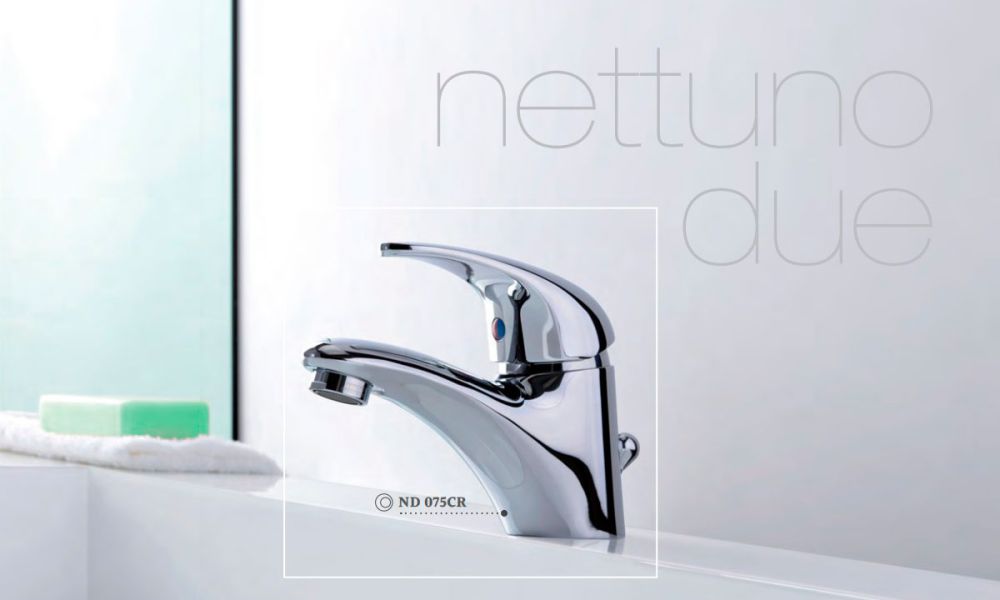 Змішувач для раковини Paffoni Nettuno хром ND075CR